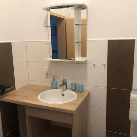 게스트하우스 Gaestehaus Falkenstein Niedenstein