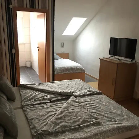 Gaestehaus Falkenstein 게스트하우스