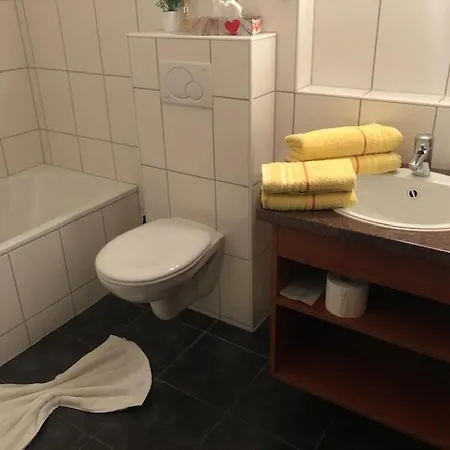 게스트하우스 Gaestehaus Falkenstein Niedenstein